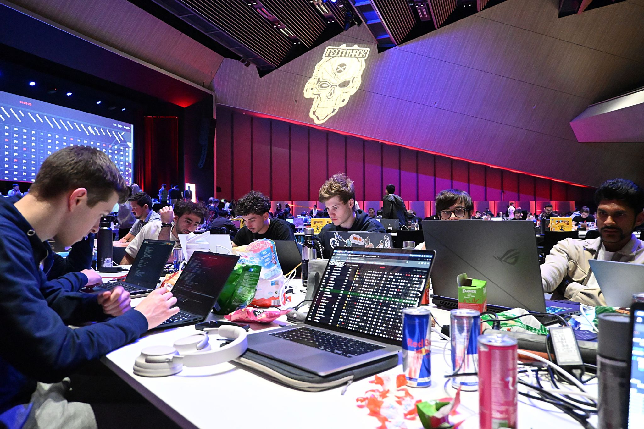 Insomni'Hack 2026 venue and scoreboard
